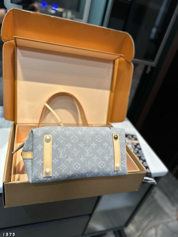 LV CarryAll MM - 图片 8