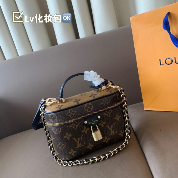 LV Vanity Chain Pouch