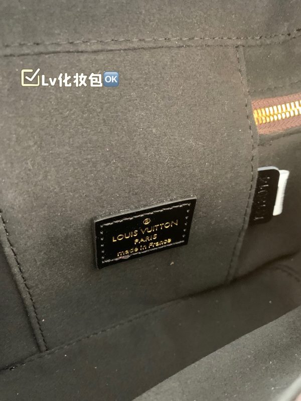 LV Vanity Chain Pouch - 图片 9