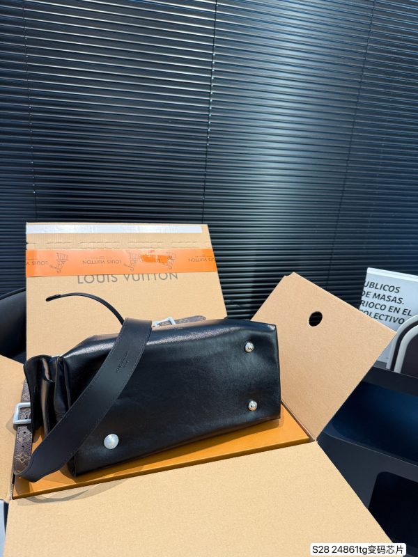 LV CarryAll Cargo Vibe PM - 图片 15