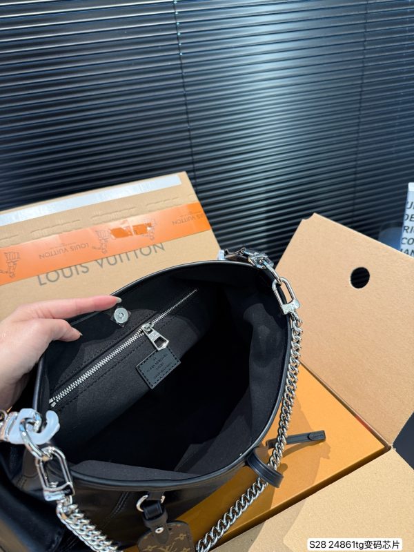 LV CarryAll Cargo Vibe PM - 图片 18