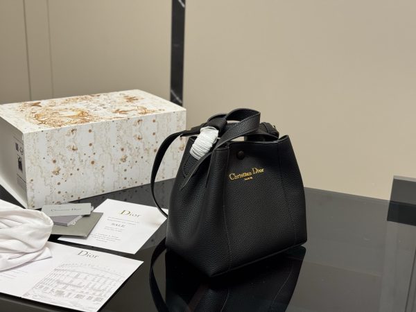 Dior Small Signature Bucket Bag - 图片 5