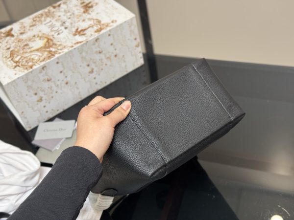 Dior Small Signature Bucket Bag - 图片 9