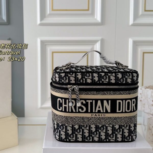 Dior Medium DiorTravel Vanity Bag