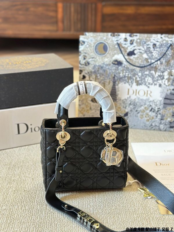 Dior Small Lady Dior My ABCDior Bag - 图片 13