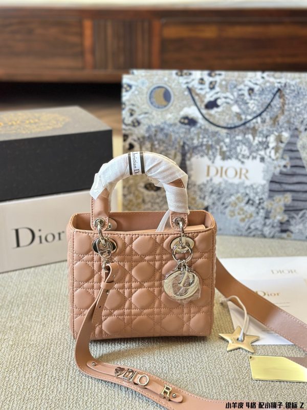 Dior Small Lady Dior My ABCDior Bag - 图片 16