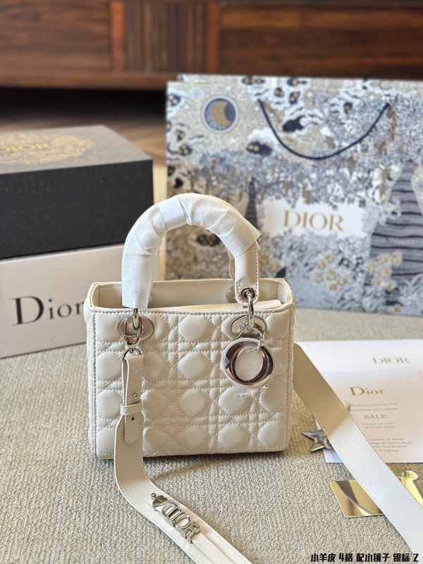 Dior Small Lady Dior My ABCDior Bag - 图片 19
