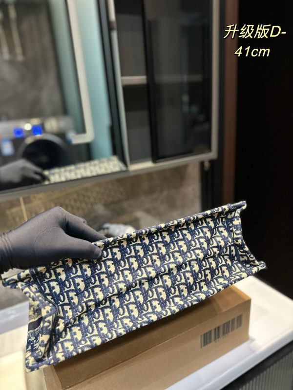 Dior Medium Dior Book Tote - 图片 14