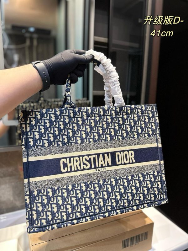 Dior Medium Dior Book Tote - 图片 15