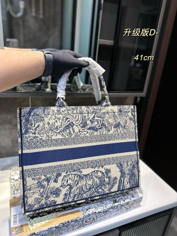 Dior Medium Dior Book Tote - 图片 27